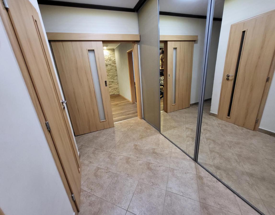 Apartman George Μπρατισλάβα Εξωτερικό φωτογραφία